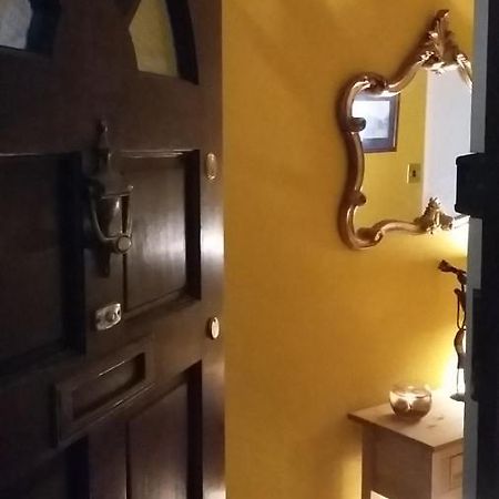 Edinburgh Two Bedroom Apartment With Free Side Street Parking 24 Hours Екстериор снимка