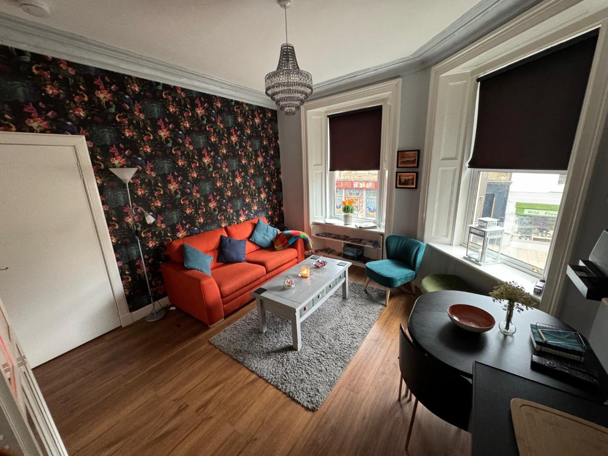 Edinburgh Two Bedroom Apartment With Free Side Street Parking 24 Hours Екстериор снимка